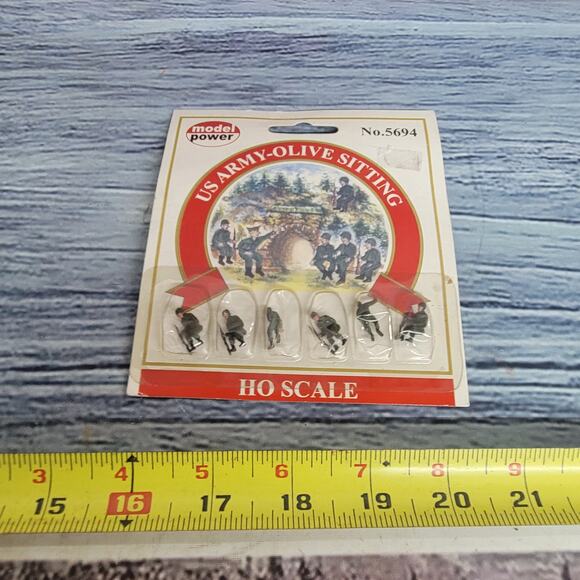Model power H.O US ARMY-olive sitting #5694 diorama accessories sealed - Picture 1 of 4